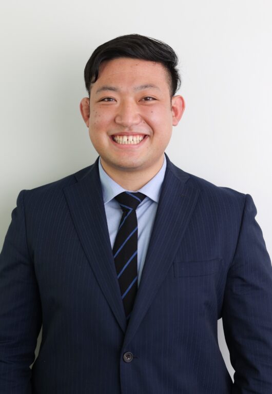 国士舘大学 政経済学部 経済学科卒